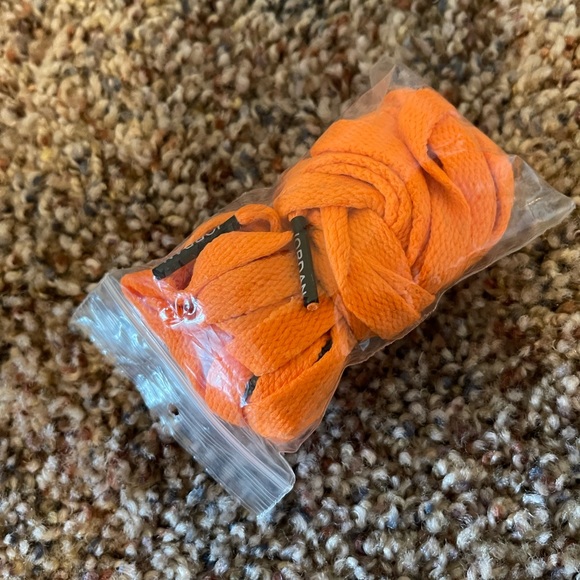 Jordan 1 Retro 93 Wolf Grey Orange - Picture 10 of 10